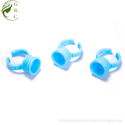 Glue ring for eyelash extensions